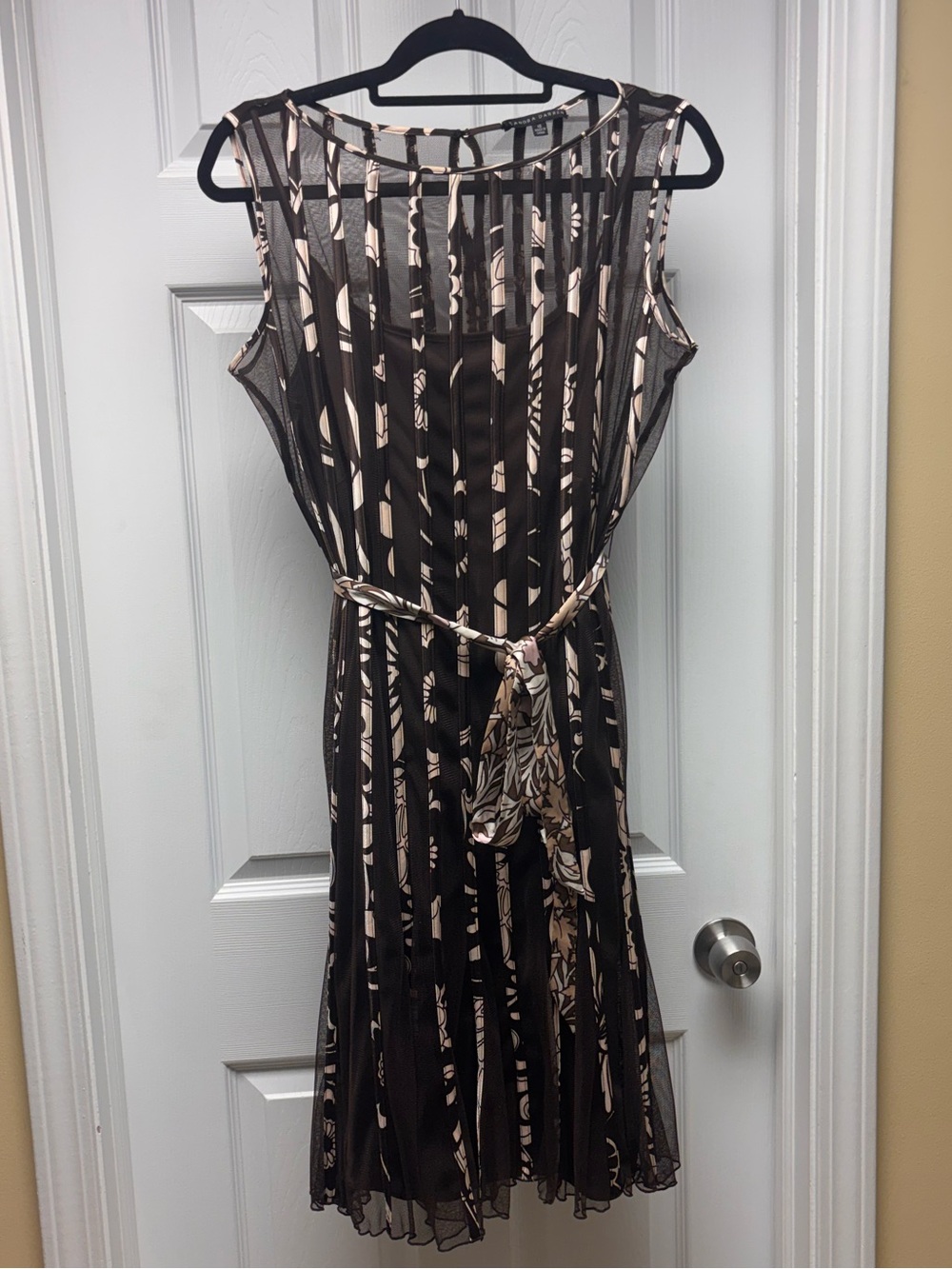 Sandra Darren Brown Floral Mesh Overlay Midi Dress Size 10 Belted